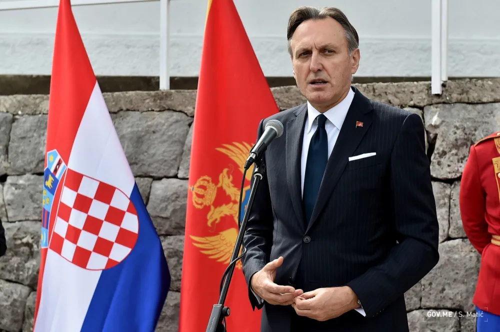 Krivokapić: Vlast u Crnoj Gori dono&scaron;enjem rezolucije obavlja "prljave zadatke" Beograda