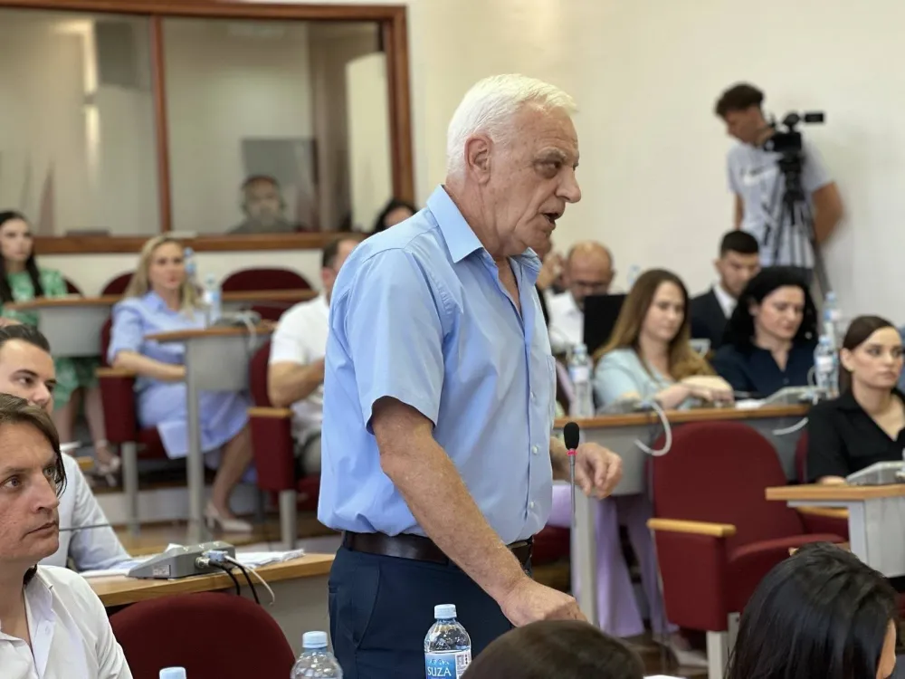 Polemika oko vodosnabdiјevanja Kuća Rakića - Duković: Obustaviti račune za plavu vodu