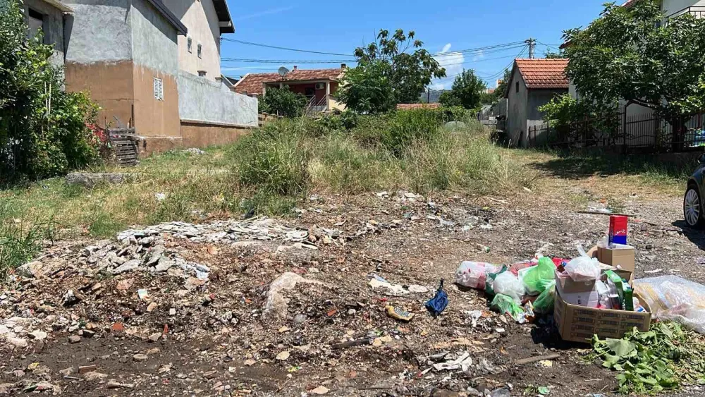 (VIDEO) Sto domaćinstava traži da im se vrate konteјneri