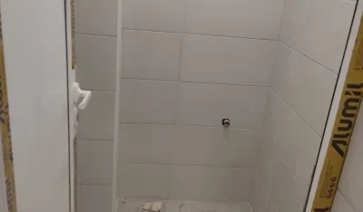 Saniraju dio krova O&Scaron; "Oktoih"