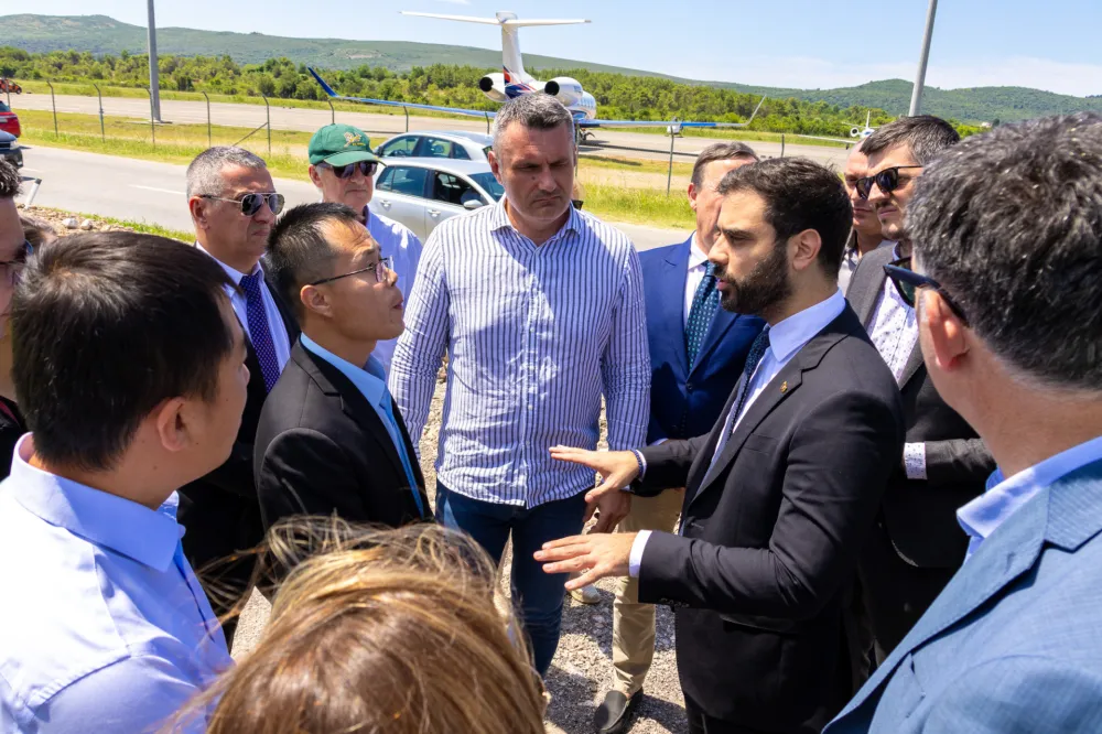 Radulović: Uz sve izazove napreduje izgradnja bulevara Tivat &ndash;Jaz