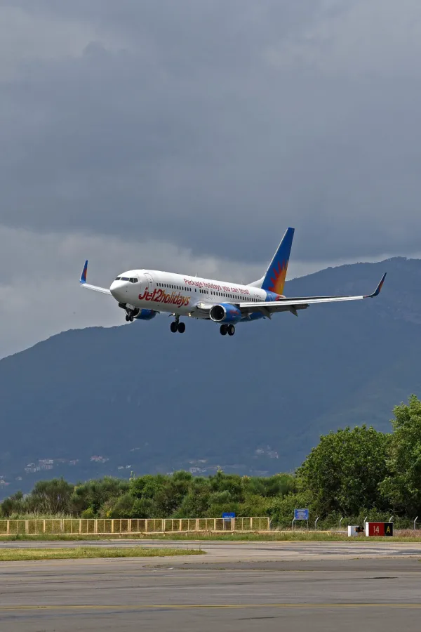 Na aerodromu Tivat oduzeti neprijavljeni satovi vrijednosti oko 28 hiljada eura