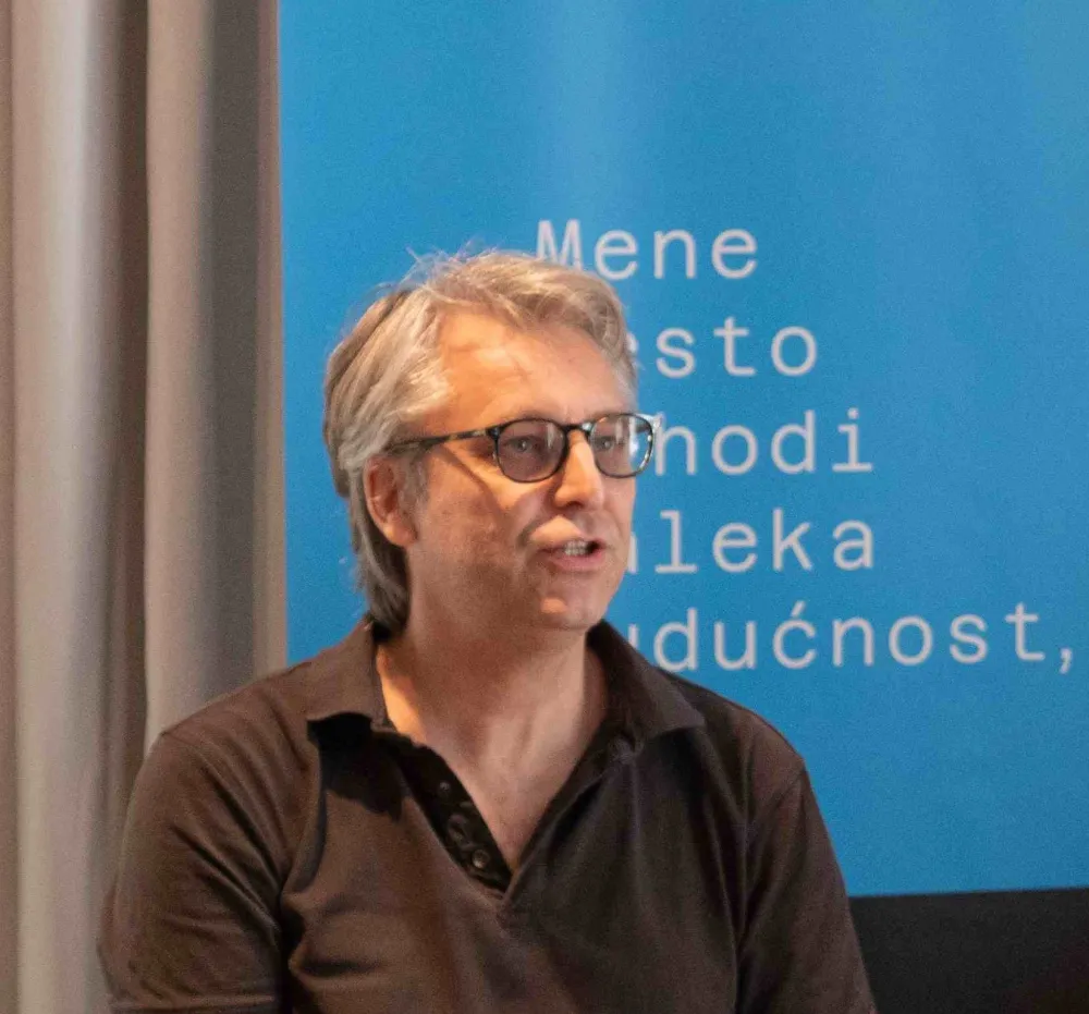 Vuk R&scaron;umović: Priče o Budvi i sam sam otkrivao