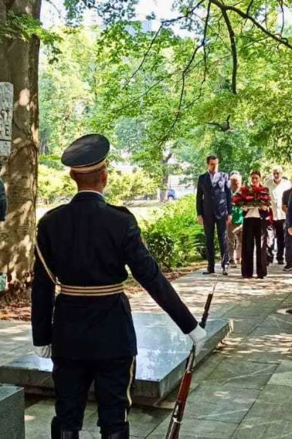 Polaganje vijenca u Ljubljani