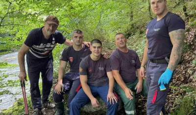 Zaposleni Službe za&scaron;tite i spasavanja i TO Bijelo Polje čistili stazu prema Đalovića pećini