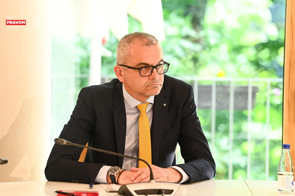 Niković: Napadnuto medicinsko osoblje u nik&scaron;ićkoj Hitnoj pomoći