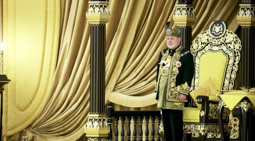 Krunisan sultan u Maleziji