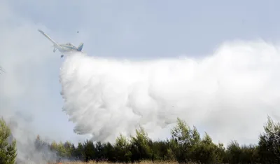 U Sjevernoj Makedoniji gori devet požara, kao pomoć ostao samo crnogrski helikopter