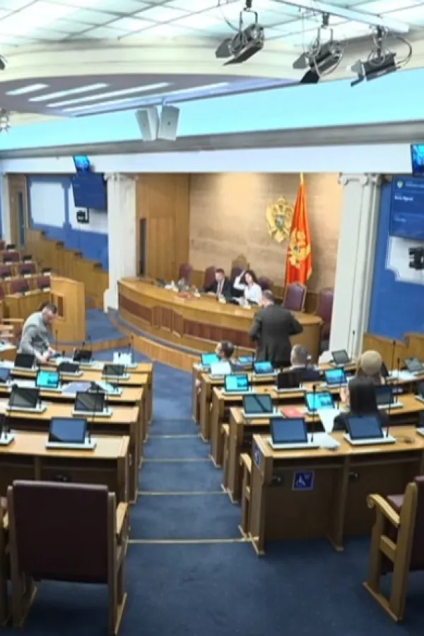 Sjutra sjednica Skup&scaron;tine, na dnevnom redu rekonstrukcija Vlade