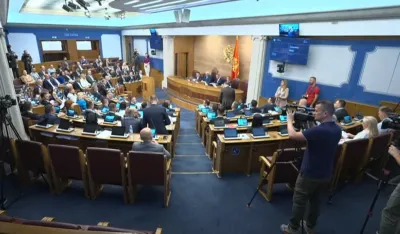 Sa ranije sjednice Skup&scaron;tine