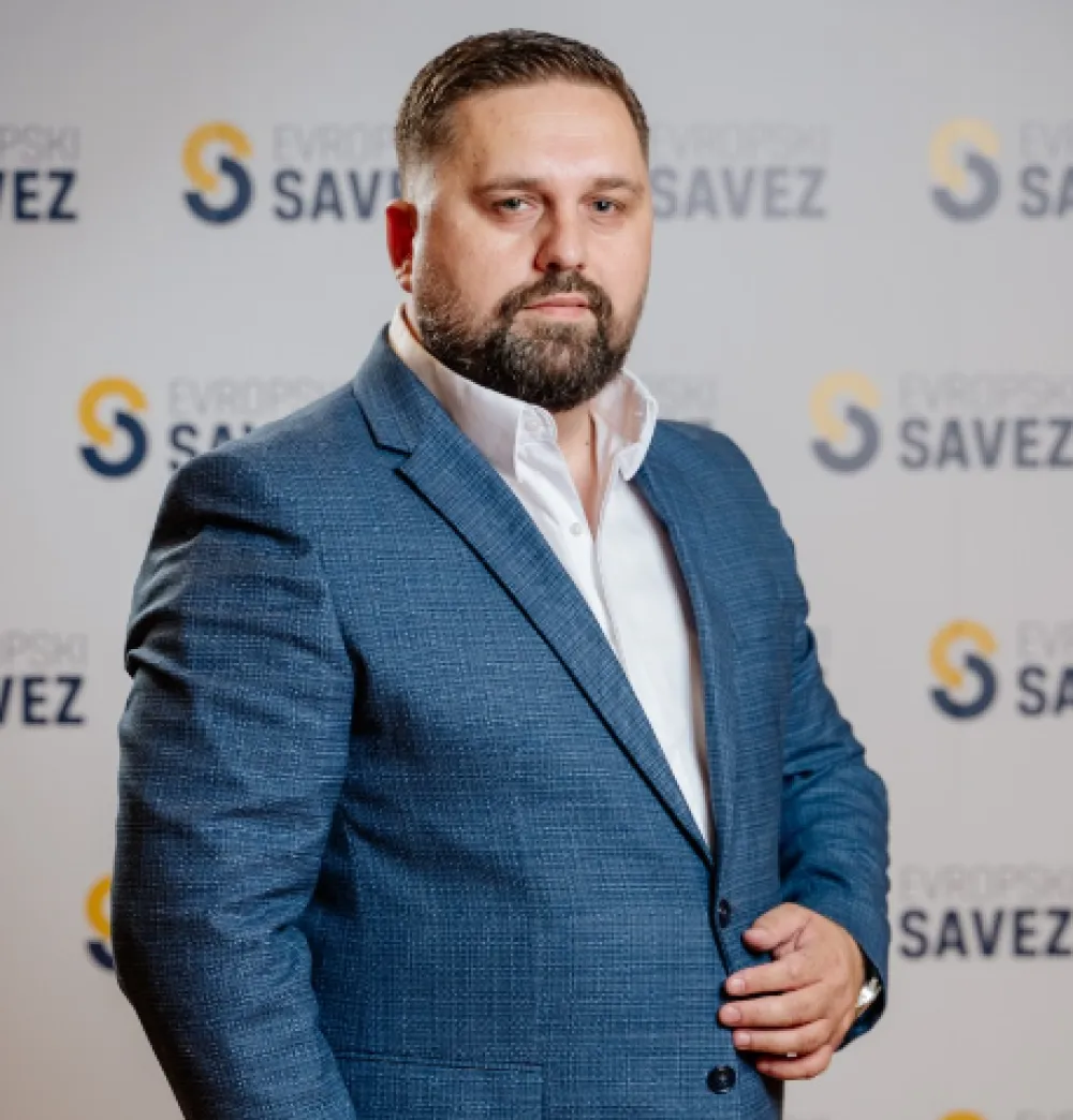 Bećirović pita BS: Da li bi Husović u&scaron;ao u rekonstruisanu Vladu?