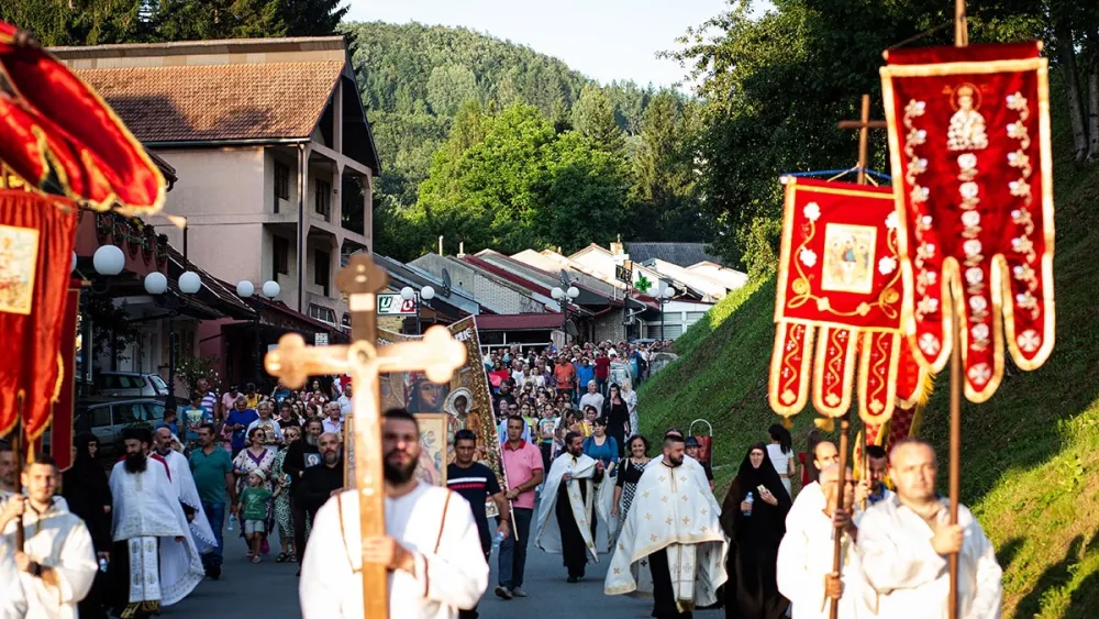 U Mojkovcu veličanstvena litija sloge i zajedni&scaron;tva