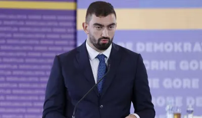 Klikovac: PES lo&scaron; rejting krije u budućnoj koaliciji sa Demokratama