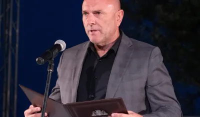 Carevićeva firma ima pet stanova, sedam poslovnih prostora, 50 vozila...
