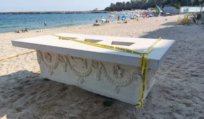 Na plaži u Bugarskoj slučajno pronađen rimski sarkofag