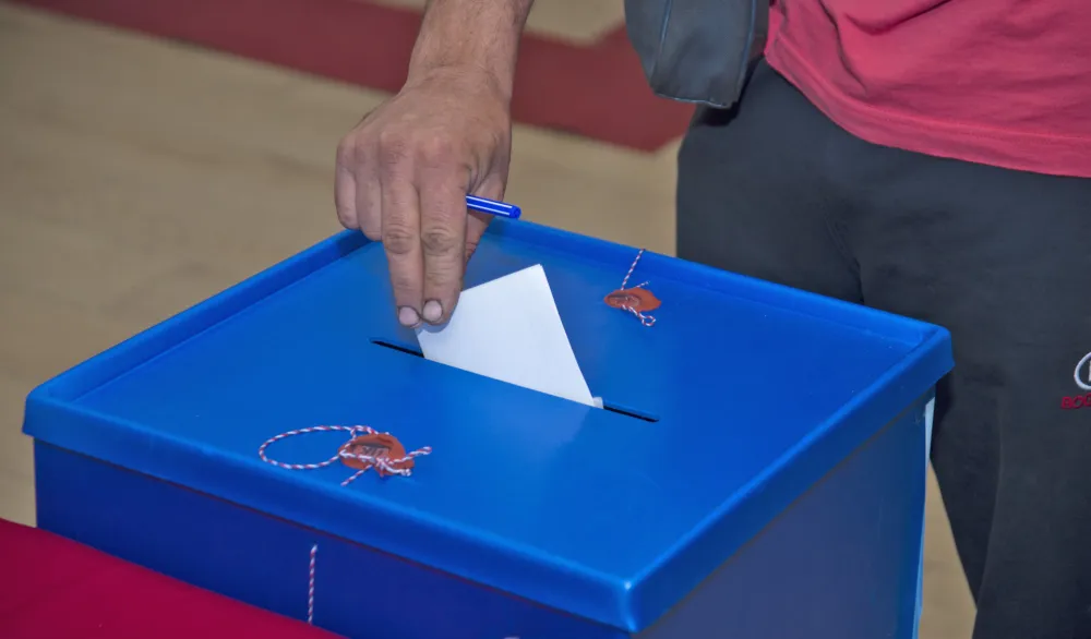 Nove partije kreću u "juri&scaron;" na birače u Podgorici