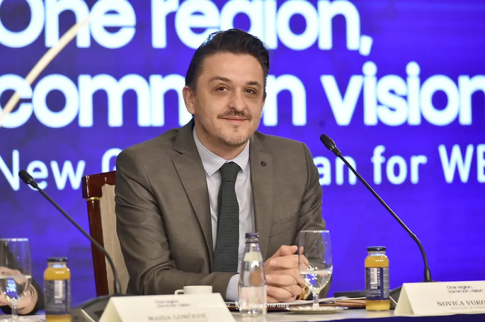 Vuković: Oko 300 hiljada zaposlenih od 1. oktobra primiće uvećane zarade