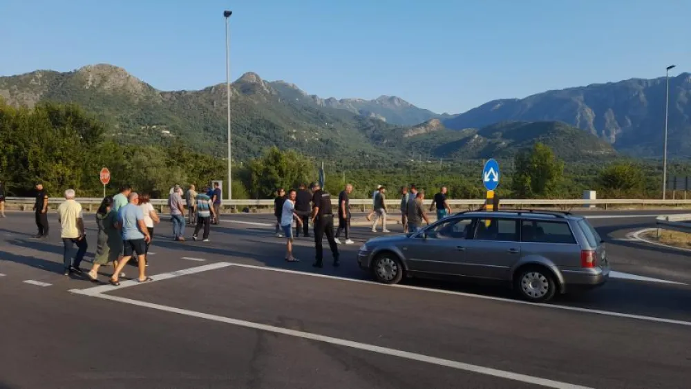 Dvočasovna blokada tunela Sozina