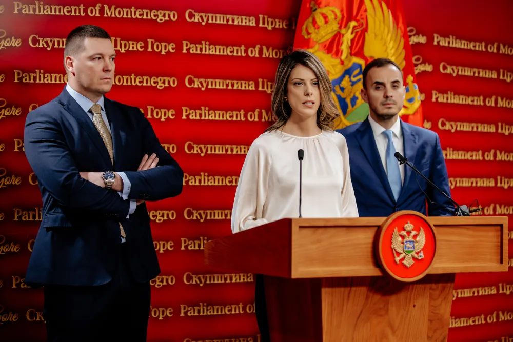 URA: Spajićeva Vlada povećavanjem PDV na knjige i &scaron;tampu pokazuje potpunu nebrigu za kulturni razvoj dru&scaron;tva