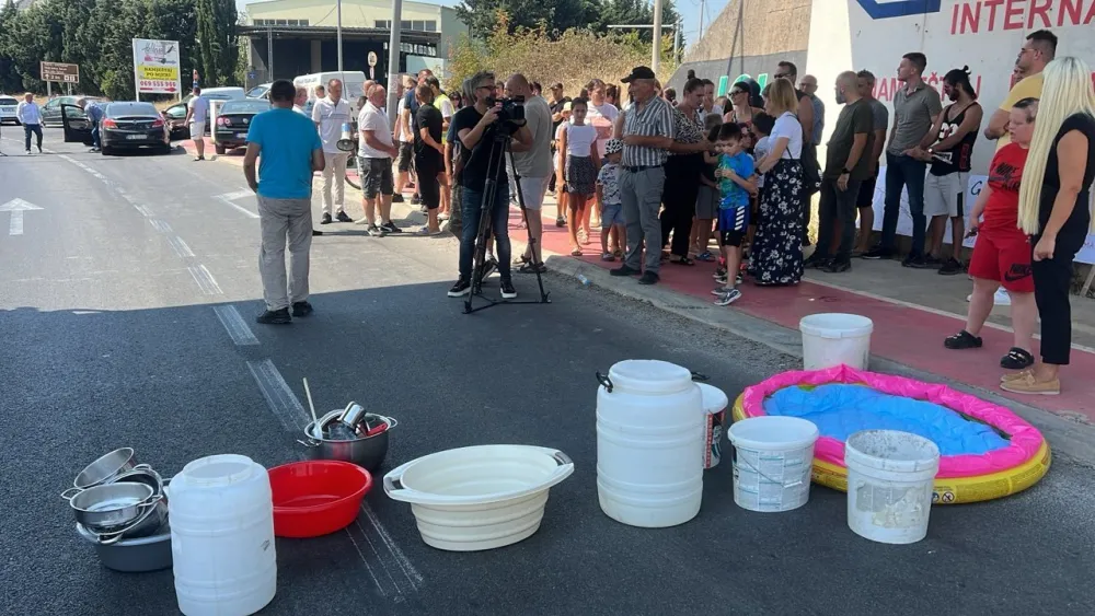 Protest mje&scaron;tana Kuća Rakića
