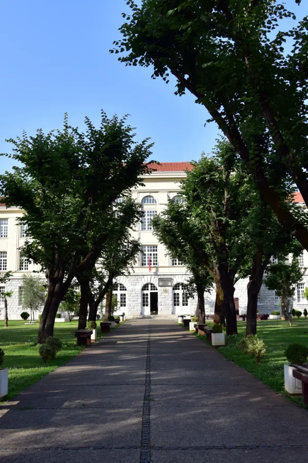 Gimnazija "Slobodan &Scaron;kerović"