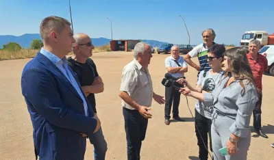 (FOTO) &Scaron;ahmanović sa biv&scaron;im radnicima Rudnika boksita: Problem rije&scaron;iti u institucionalnom okviru