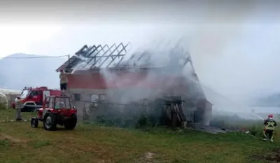 Grom zapalio &scaron;talu u Borovici, stradalo i nekoliko goveda