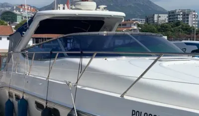 Poziv za pomoć primljen sa jahte: Žena preminula nakon izlaska iz mora