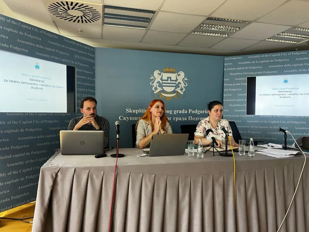 (VIDEO) Anđu&scaron;ić: Zasad ne mogu zajedno izbori i zborovi građana