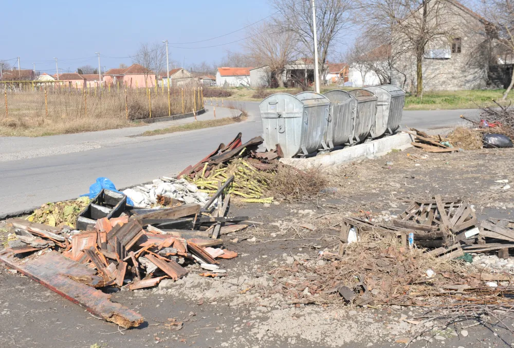 Zetsko Komunalno preduzeće dobilo od Eko fonda pare za kontejnere i kamion-smećaru
