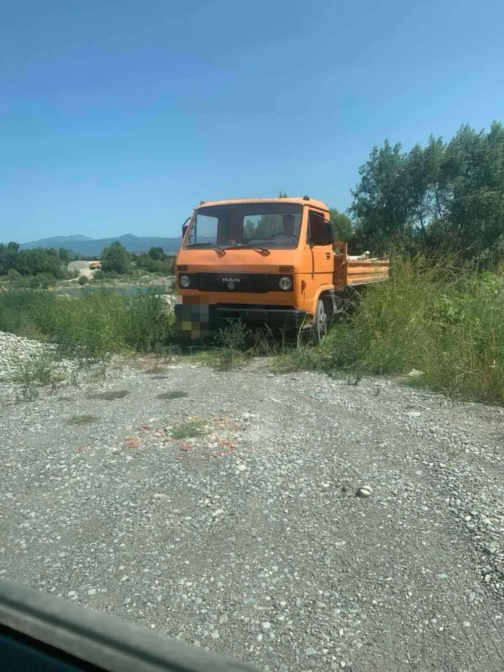 Kazne po 500 eura za nelegalno odlaganje biljnog otpada