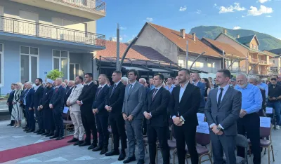 Учесници свечане сједнице СО Гусиње