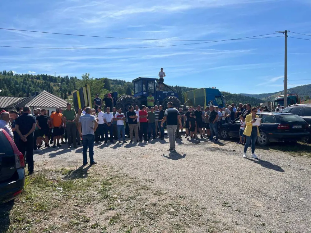 Drvoprerađivači traže poni&scaron;tenje tendera Uprave za &scaron;ume: Bez posla će ostati 500 radnika