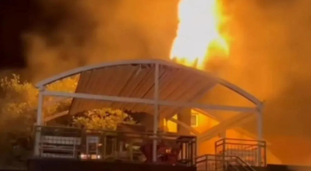 (VIDEO) U Budvi gorio restoran