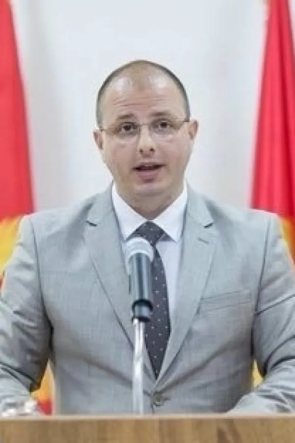 Milović: Najavljeni rast plata već je poni&scaron;ten nekontrolisanim rastom cijena