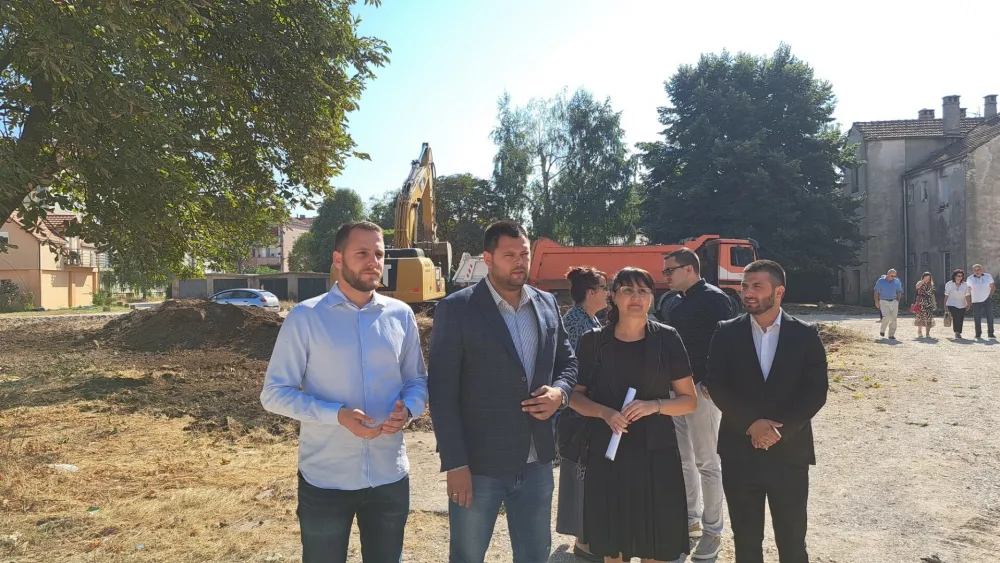 Ozvaničen početak radova u kvartu između Karađorđeve i ulice Narodnih heroja: Uređenje kvarta nakon skoro sedam decenija