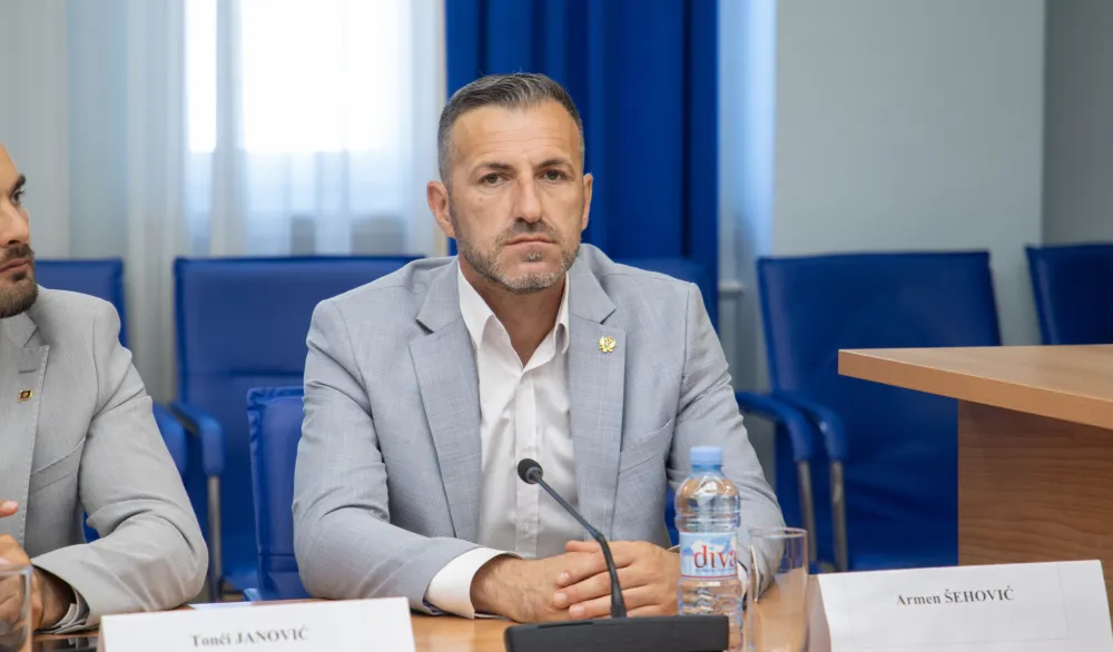 Armen&nbsp;&Scaron;ehović 