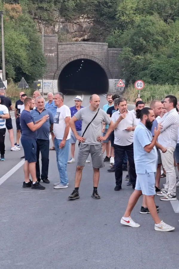 Blokada tunela Budo&scaron;