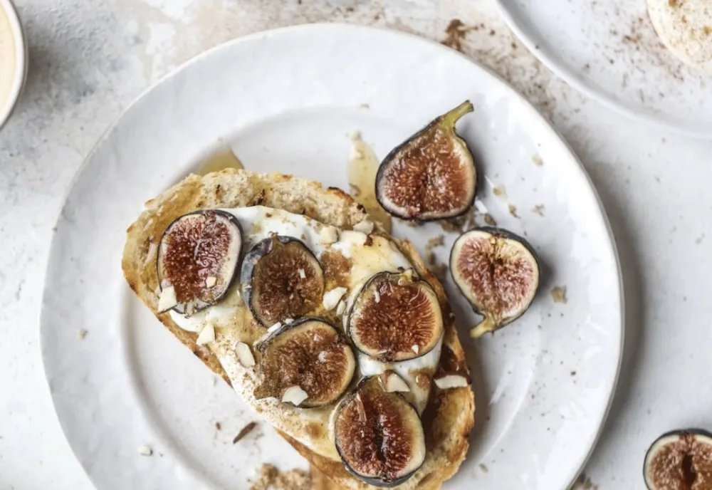 Slatko-slani tost sa smokvama savr&scaron;ena ljetnja užina