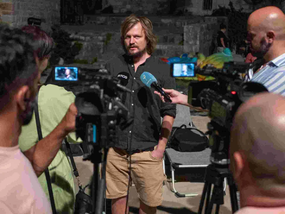 Žiga Divjak: Navikli smo se na činjenicu da svakodnevno gubimo budućnost