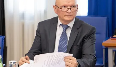 Obradović za "Dan": Borba protiv kriminala vodi do vrha biv&scaron;eg režima