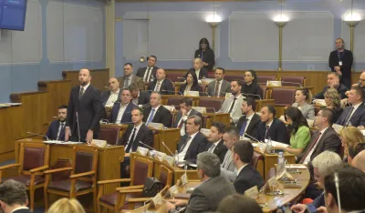 Skup&scaron;tina 30. avgusta o zakonima koji su potrebni za ES 2