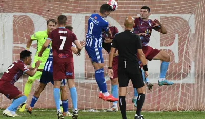 Budućnost na ispitu u Tivtu