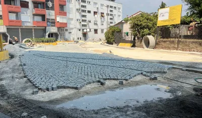 (VIDEO) U Ulici Đečevića stigla kaldrma