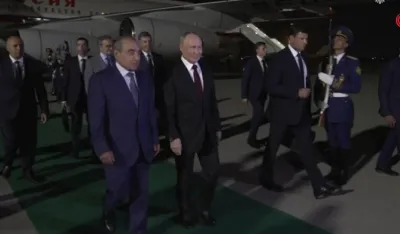 (VIDEO) Putin doputovao u Azerbejdžan: Svečani doček i večera kod Alijeva
