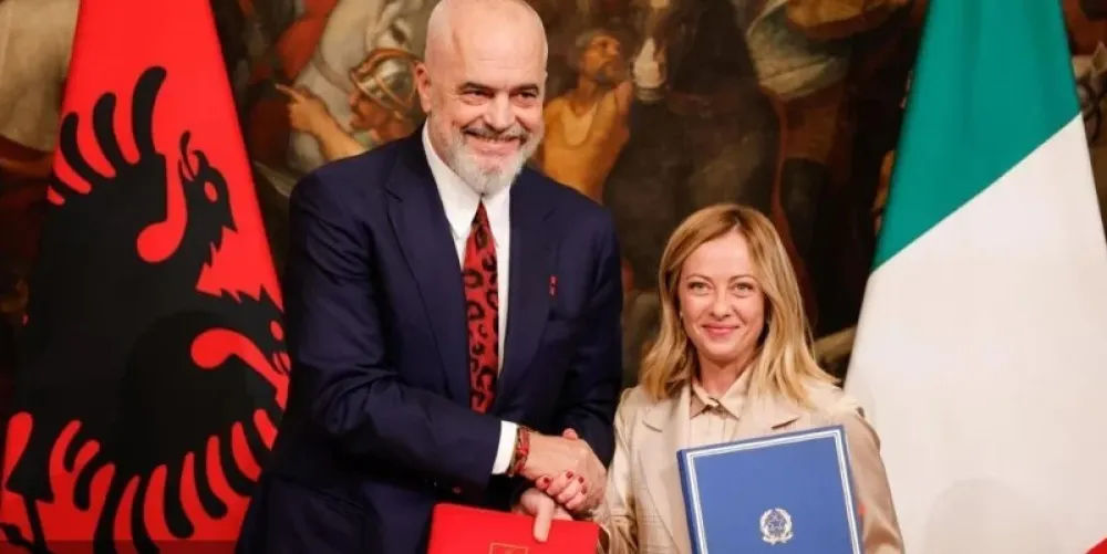 Italijanski prihvatni centar za migrante u Albaniji sjutra počinje s radom