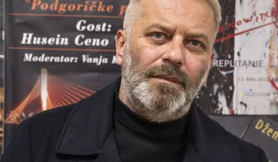 Moderna groteska o apokaliptičnom čovјeku
