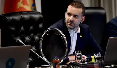 Vlada: Poslanici da se ponovo izjasne o zakonima koje je Milatović vratio