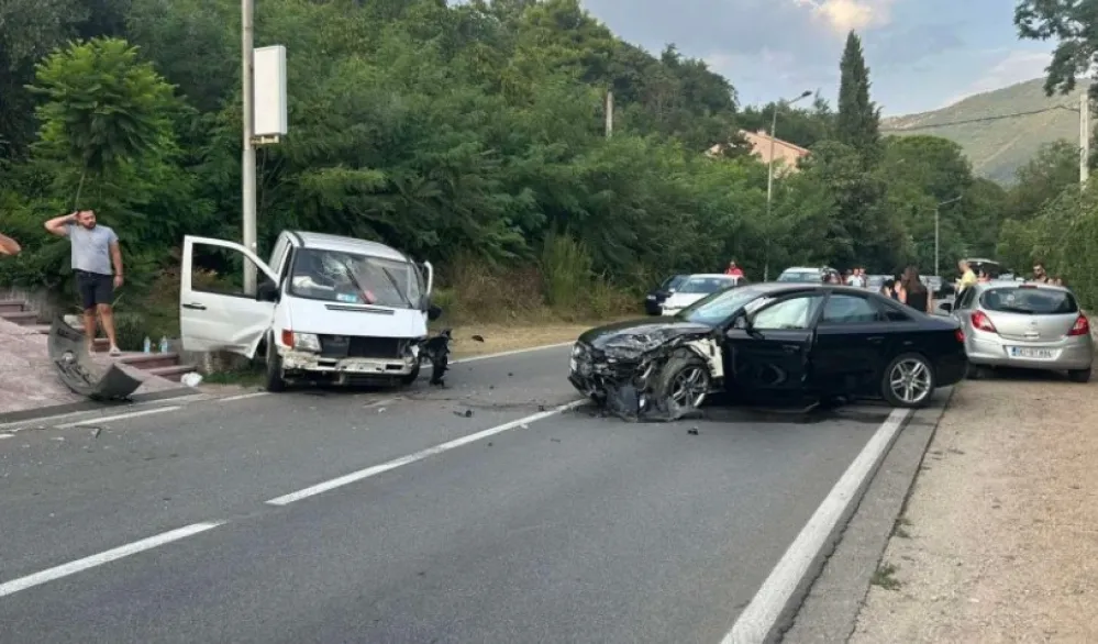 Udes u Bijeloj, dvoje povrijeđenih