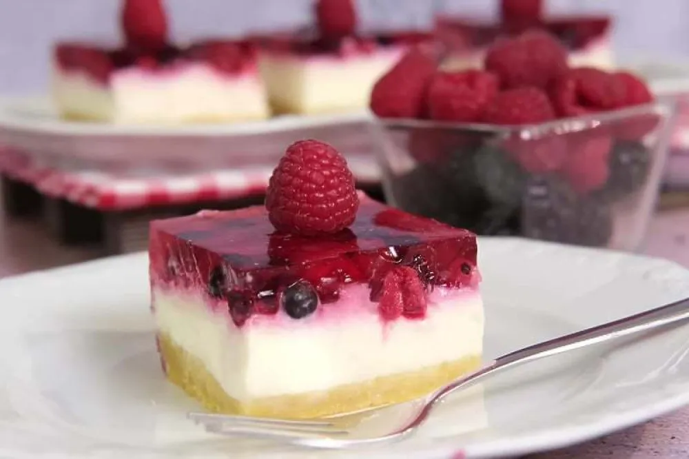 Mileram kocke osvježavajući i kremasti desert